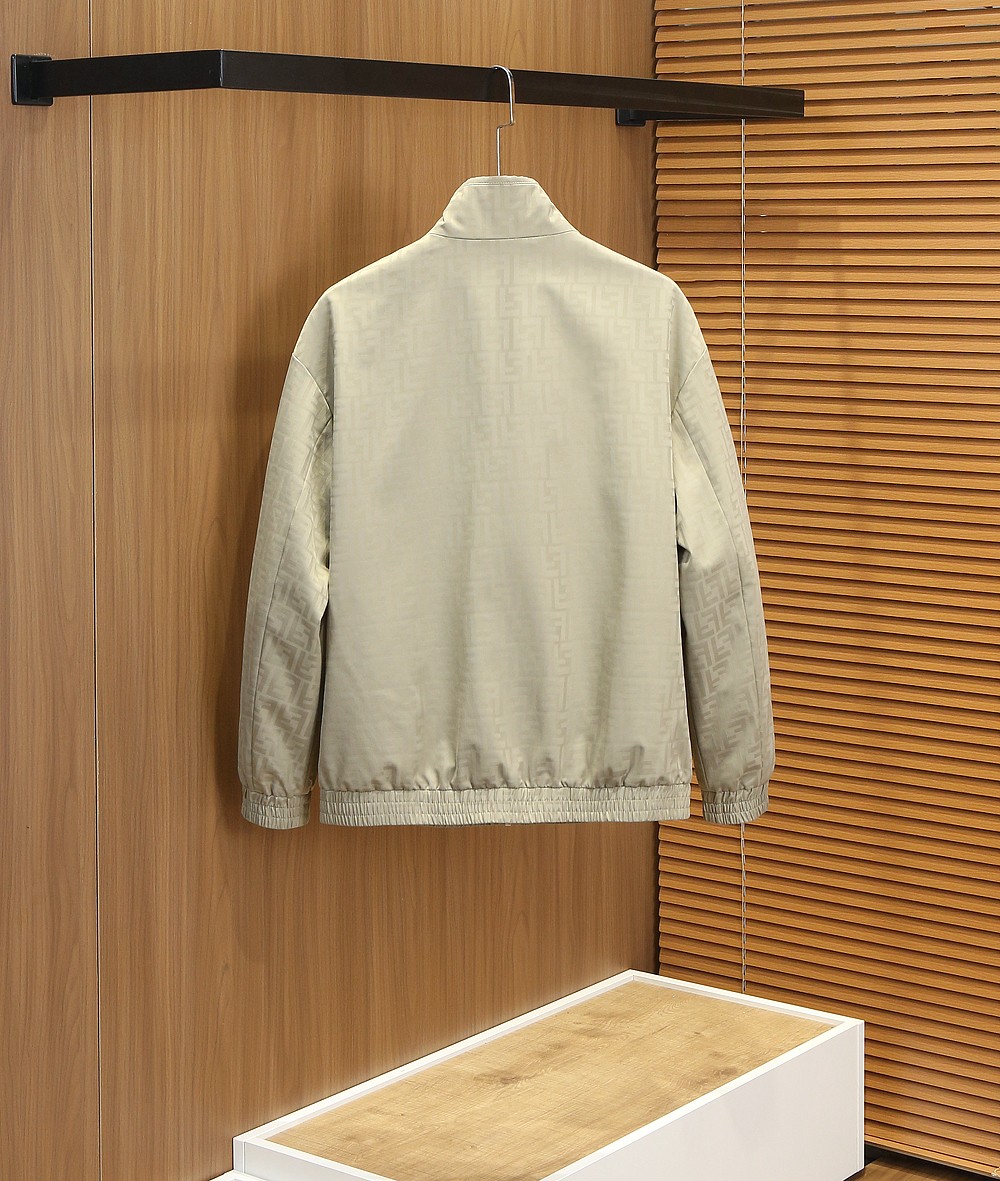 🌾2026SS早春新款芬迪最新设计款 秀场新品‼品相非常完美，三标齐全色泽饱满诱人，非常出彩的设计，轻松