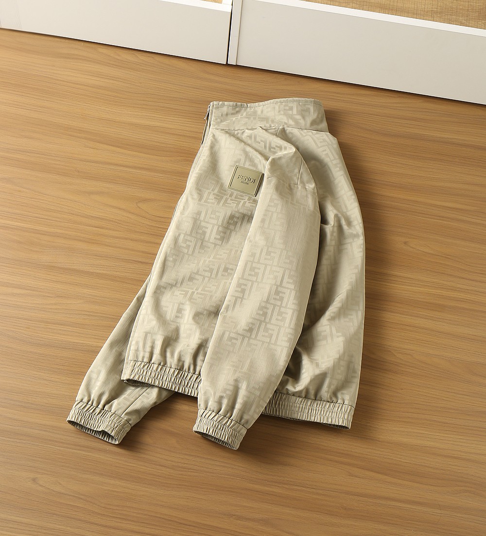 🌾芬迪夹克尺寸表……J-2232