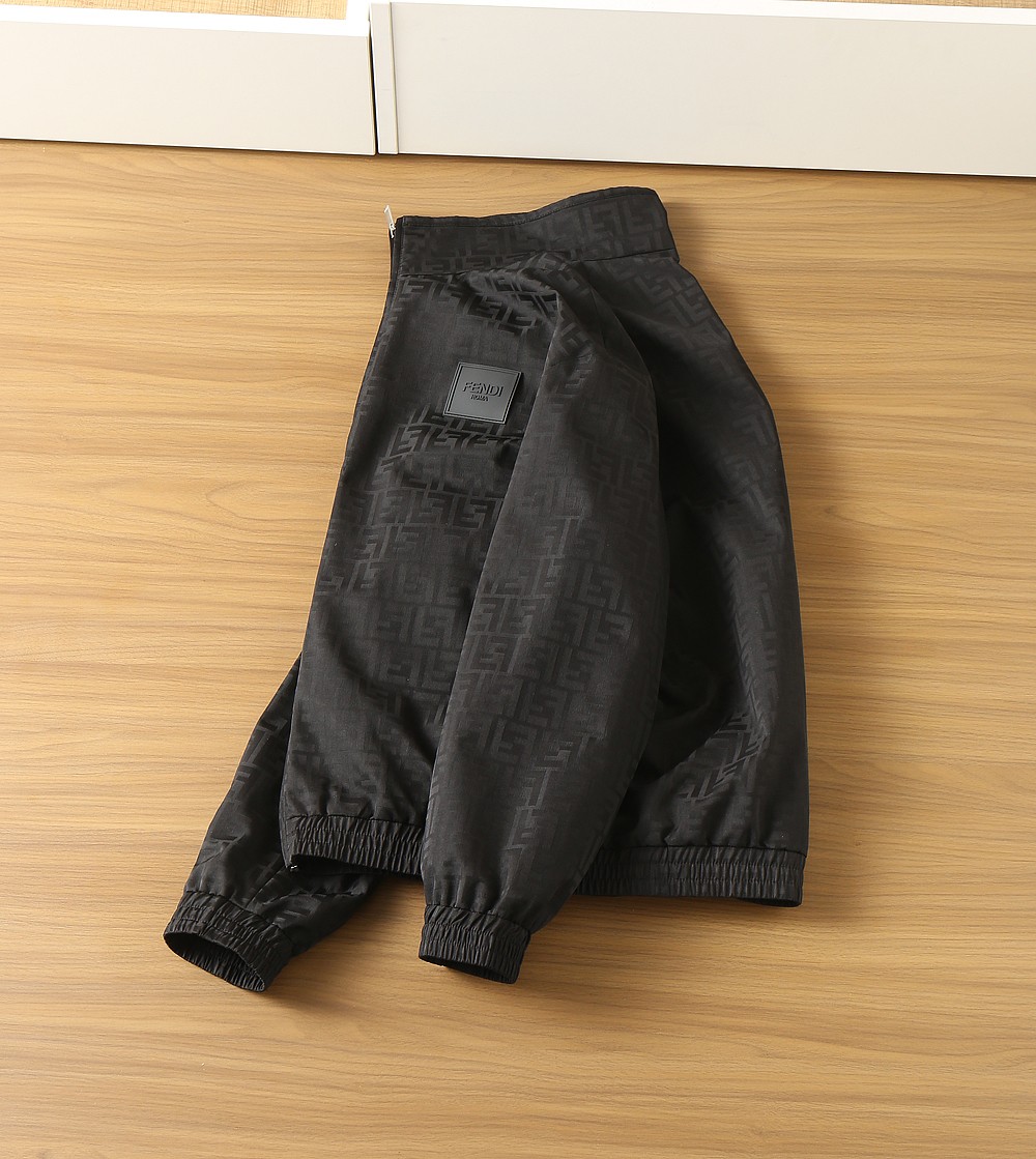 🌾芬迪夹克尺寸表……J-2232