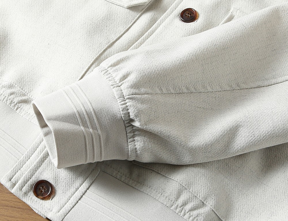 🌾lP🆕诺悠翩雅2026FW春夏男士夹克外套！高端老钱味十足！提供三种颜色选择，分别是深灰色和卡其色 米