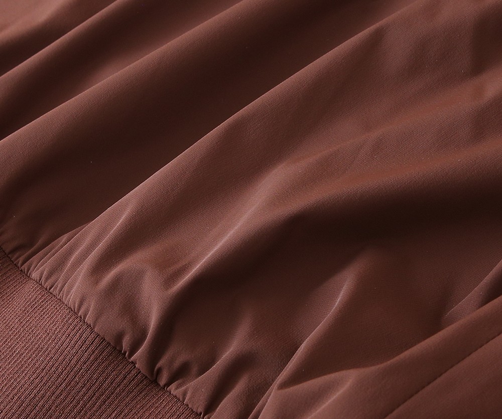 🌾lP🆕诺悠翩雅2026早春新款立领夹克外套，针织绣拼接款夹克外套 众多明星都爱穿的时尚百搭单品！喜欢经