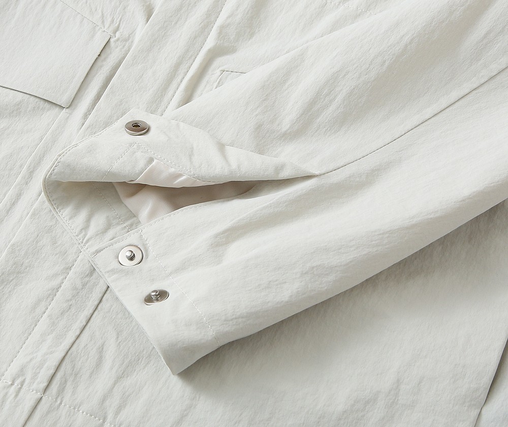 🌾lP🆕诺悠翩雅2026FW春夏男士中长款风衣外套！高端老钱味十足！提供三种颜色选择，分别是藏蓝色和米白