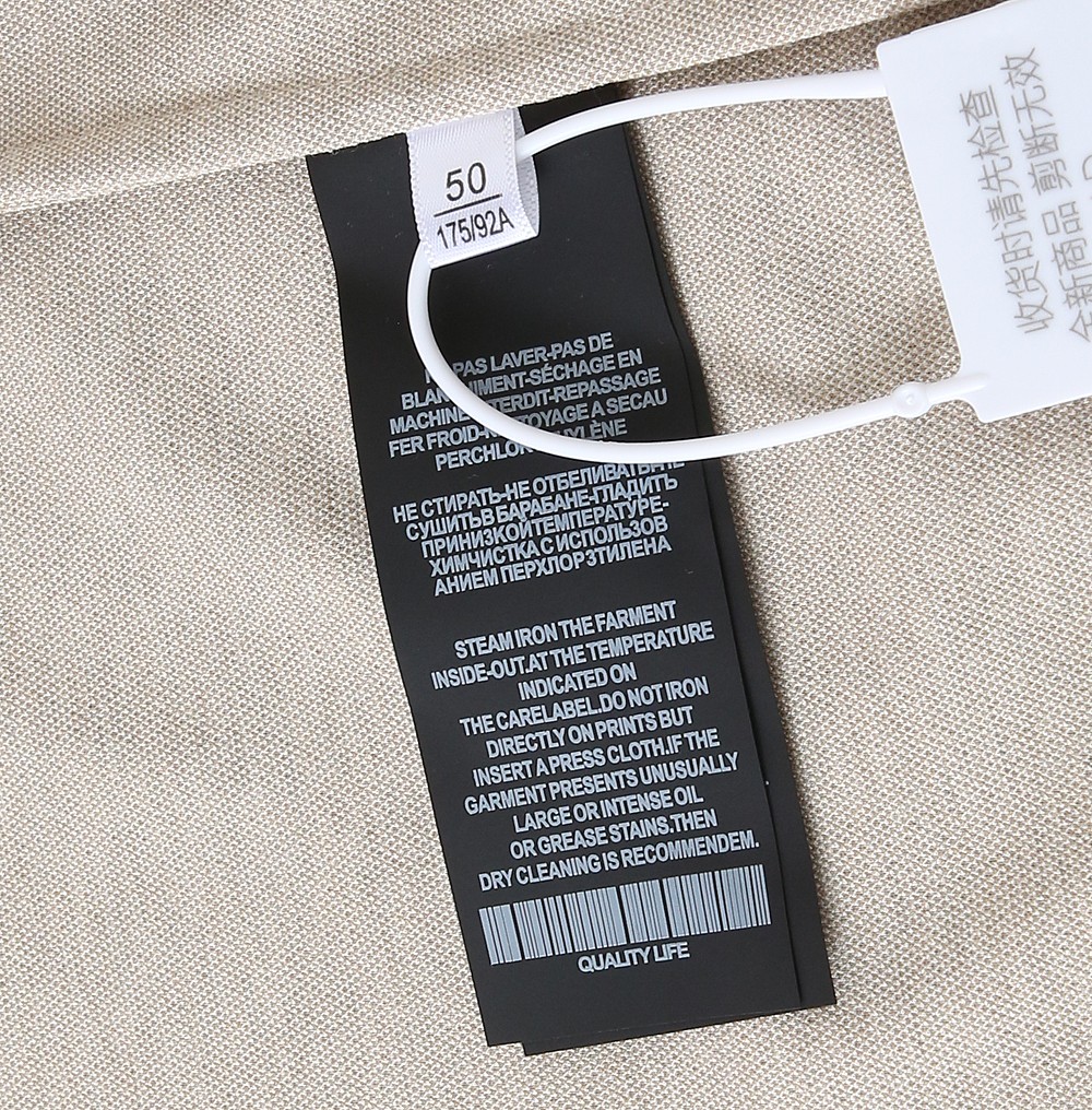 🌾lP🆕新款系列男士轻奢时尚绅士西服！都市时尚休闲修身合体的版型两粒扣西服！整件西服清新优雅，男士奢潮穿