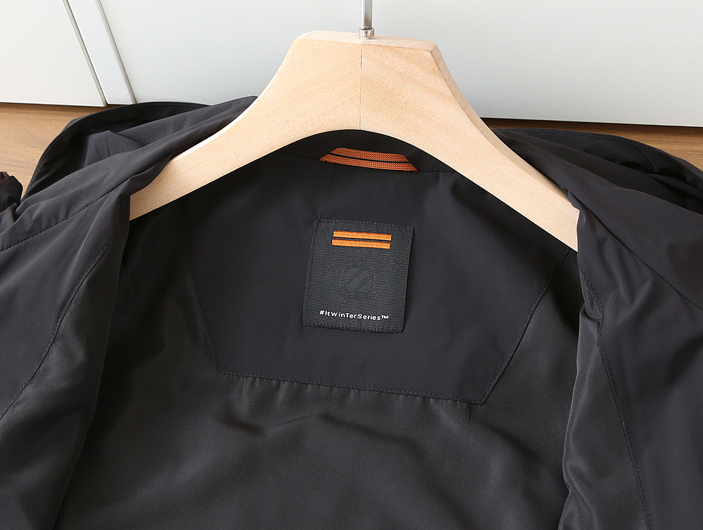 🌾2026SS早春新款ZEGNA杰尼亚 最新款时尚休闲款连帽外套.处处细节显工艺足够的高级 结构性剪裁的