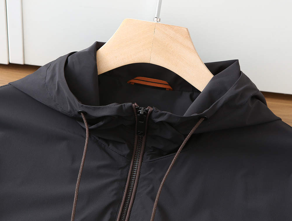 🌾2026SS早春新款ZEGNA杰尼亚 最新款时尚休闲款连帽外套.处处细节显工艺足够的高级 结构性剪裁的