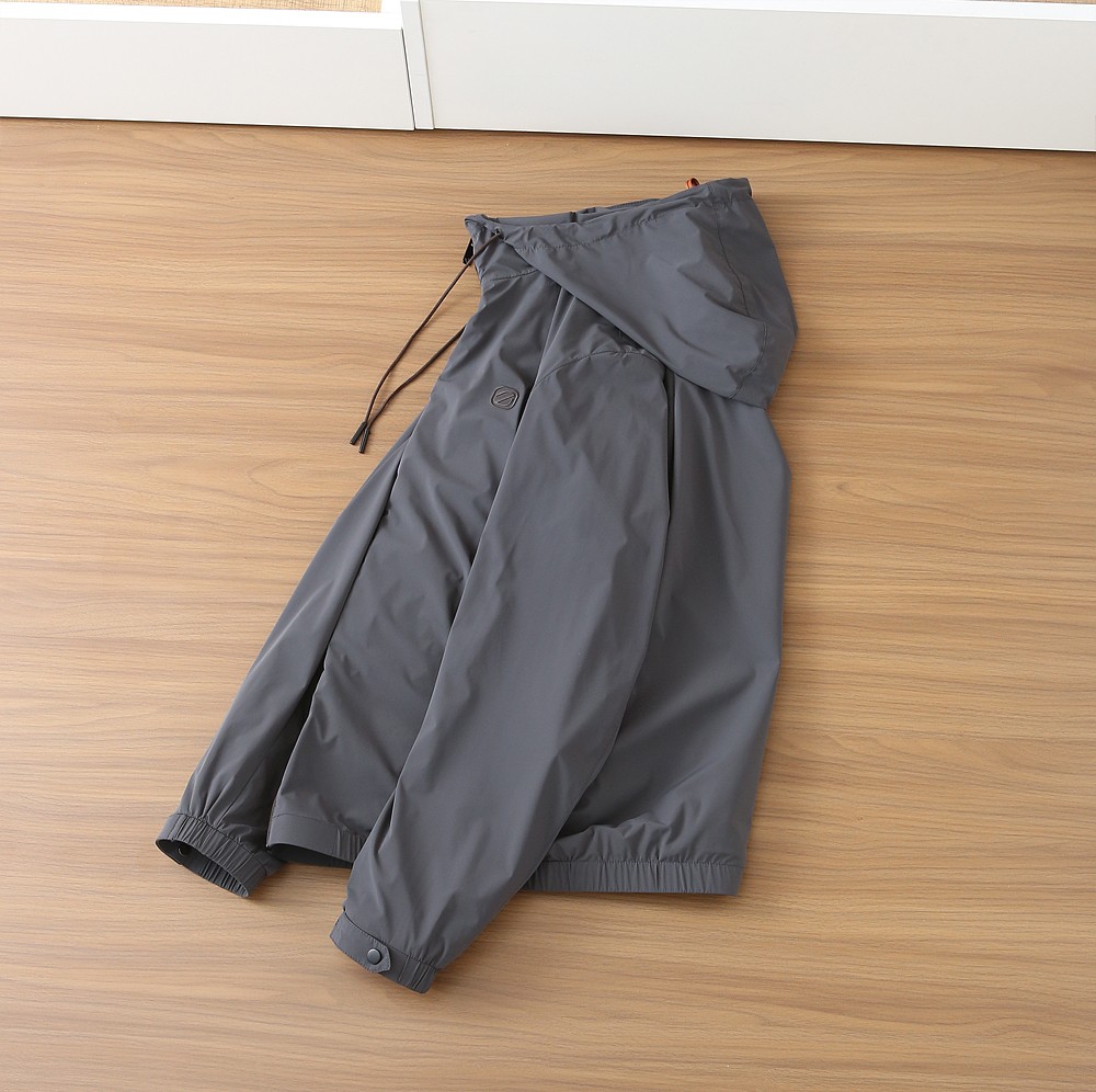 🌾杰尼亚连帽外套尺寸表……JB635