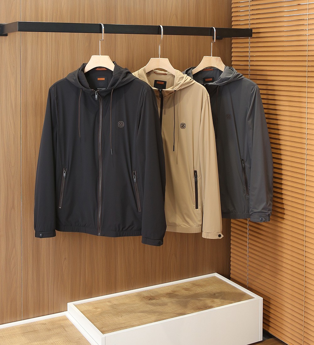 🌾杰尼亚连帽外套尺寸表……JB635