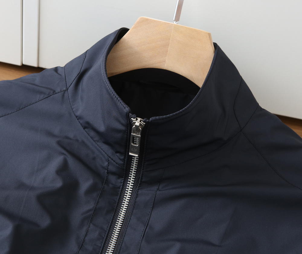 🌾lP🆕诺悠翩雅2026早春新款立领夹克外套，众多明星都爱穿的时尚百搭单品！喜欢经典简约的朋友,一定不能