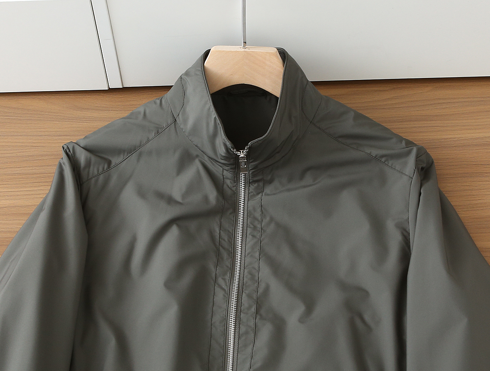 🌾lP🆕诺悠翩雅2026早春新款立领夹克外套，众多明星都爱穿的时尚百搭单品！喜欢经典简约的朋友,一定不能