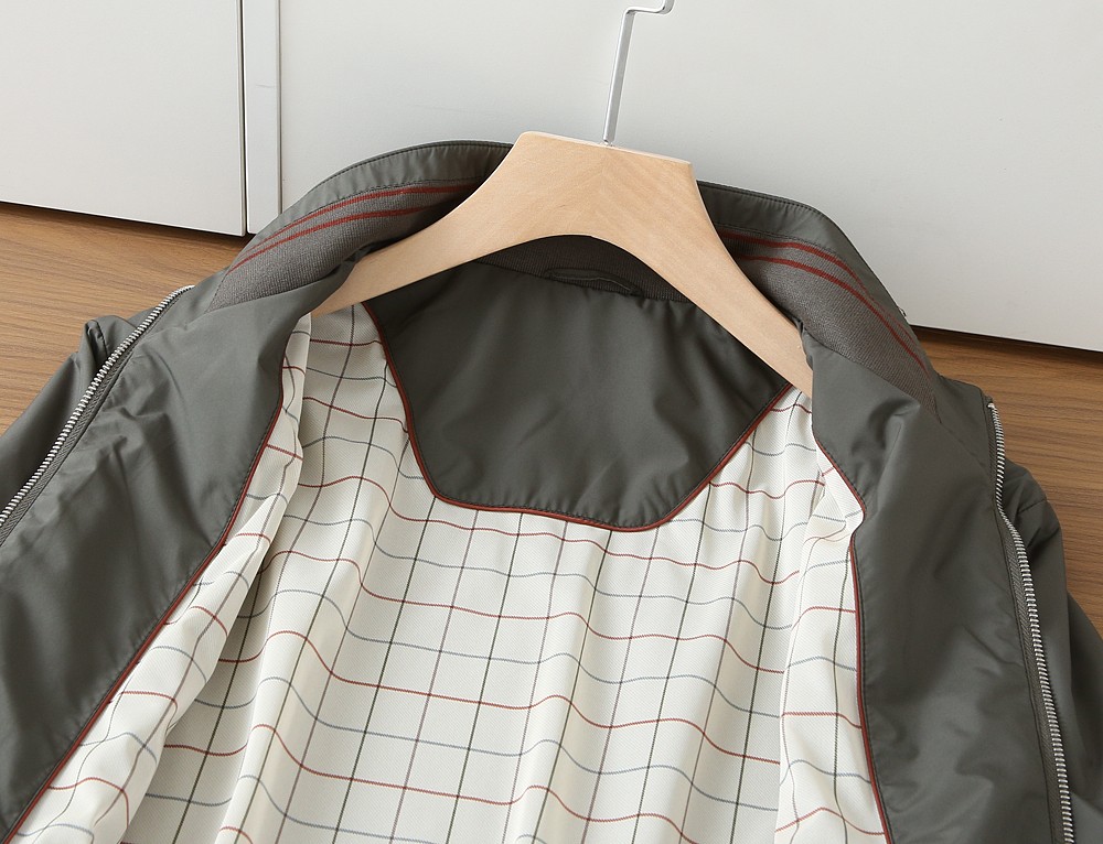 🌾lP🆕诺悠翩雅2026早春新款立领夹克外套，众多明星都爱穿的时尚百搭单品！喜欢经典简约的朋友,一定不能