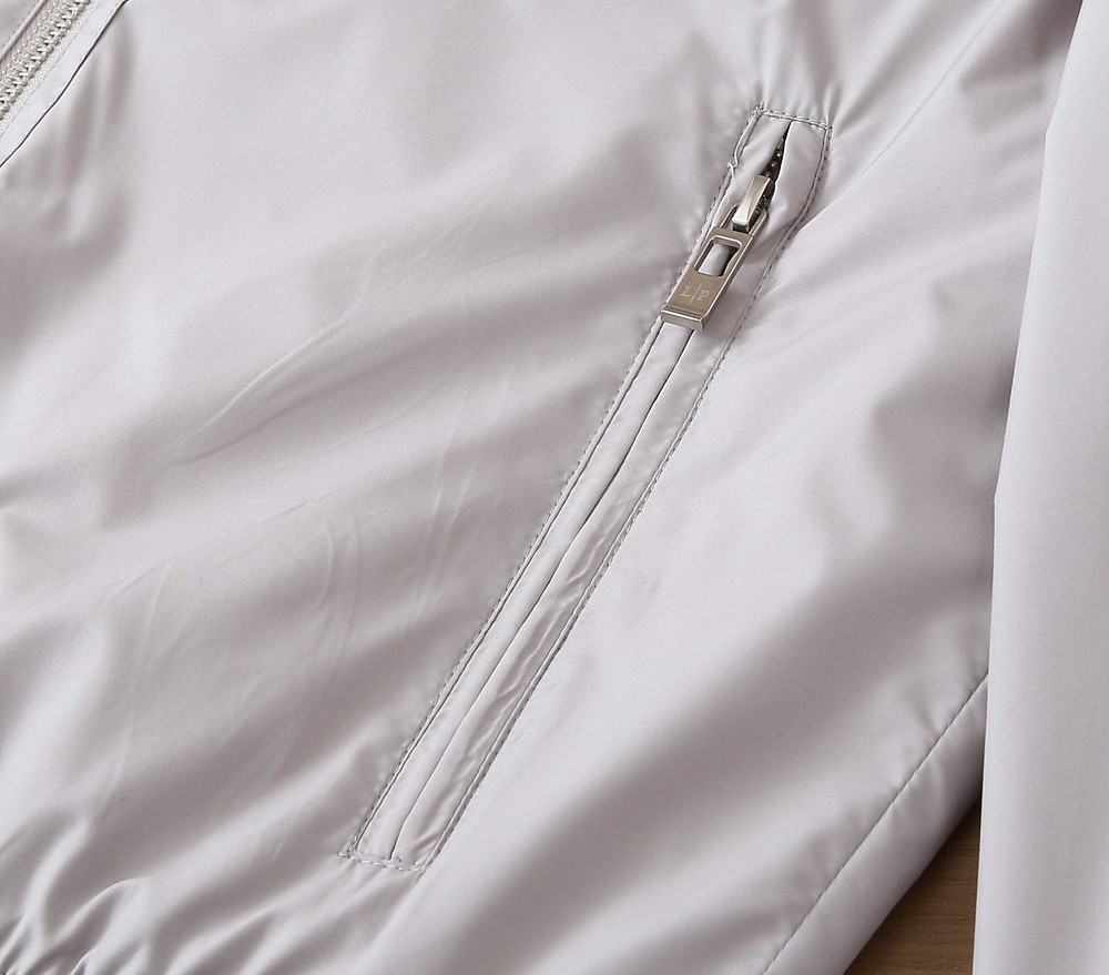 🌾lP🆕诺悠翩雅2026早春新款立领夹克外套，众多明星都爱穿的时尚百搭单品！喜欢经典简约的朋友,一定不能