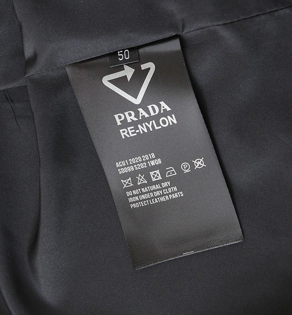 🌾普拉达夹克尺寸表……W8610