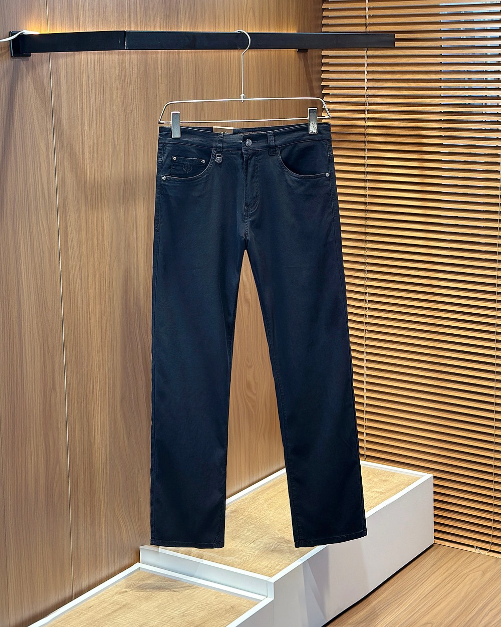 🌾lP🆕牛仔裤2026春夏新款男士休闲牛仔裤，高端品质之选……一款休闲裤兼备的百搭裤装，也是男士衣橱里不