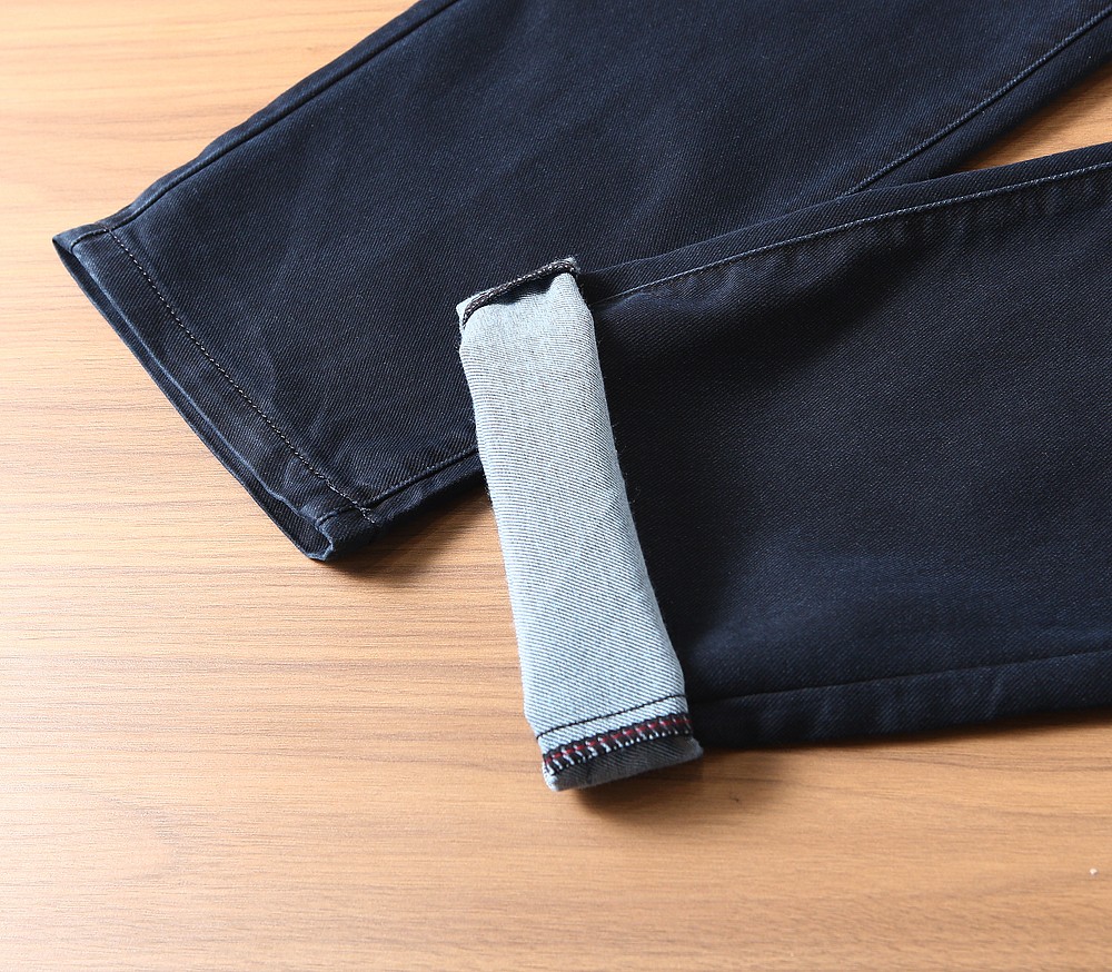 🌾BOSS 2026春夏复古做旧水洗 男士直筒牛仔裤，喜欢牛仔裤推荐 很纯正复古血统，洗水猫须的 尺度把