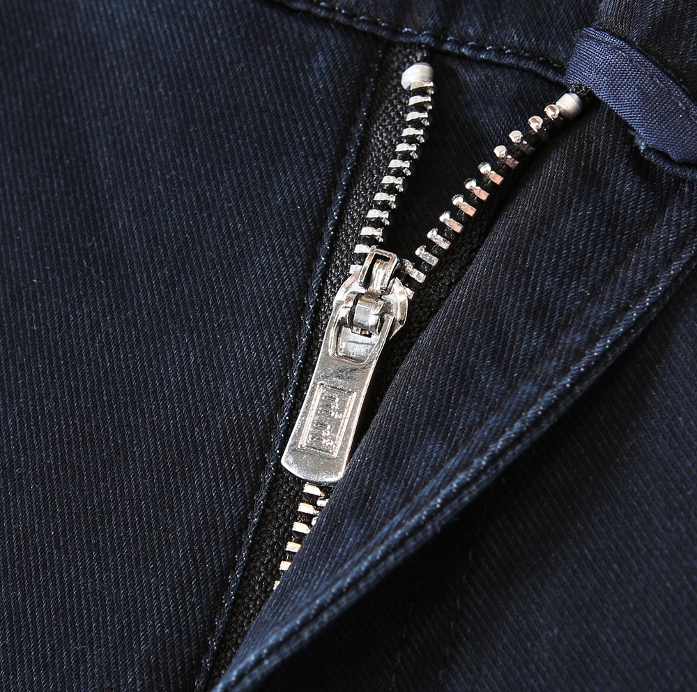 🌾BOSS 2026春夏复古做旧水洗 男士直筒牛仔裤，喜欢牛仔裤推荐 很纯正复古血统，洗水猫须的 尺度把