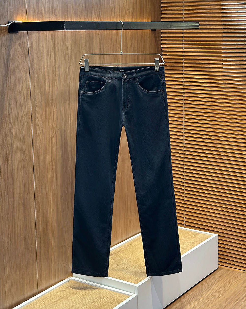🌾BOSS 2026春夏复古做旧水洗 男士直筒牛仔裤，喜欢牛仔裤推荐 很纯正复古血统，洗水猫须的 尺度把