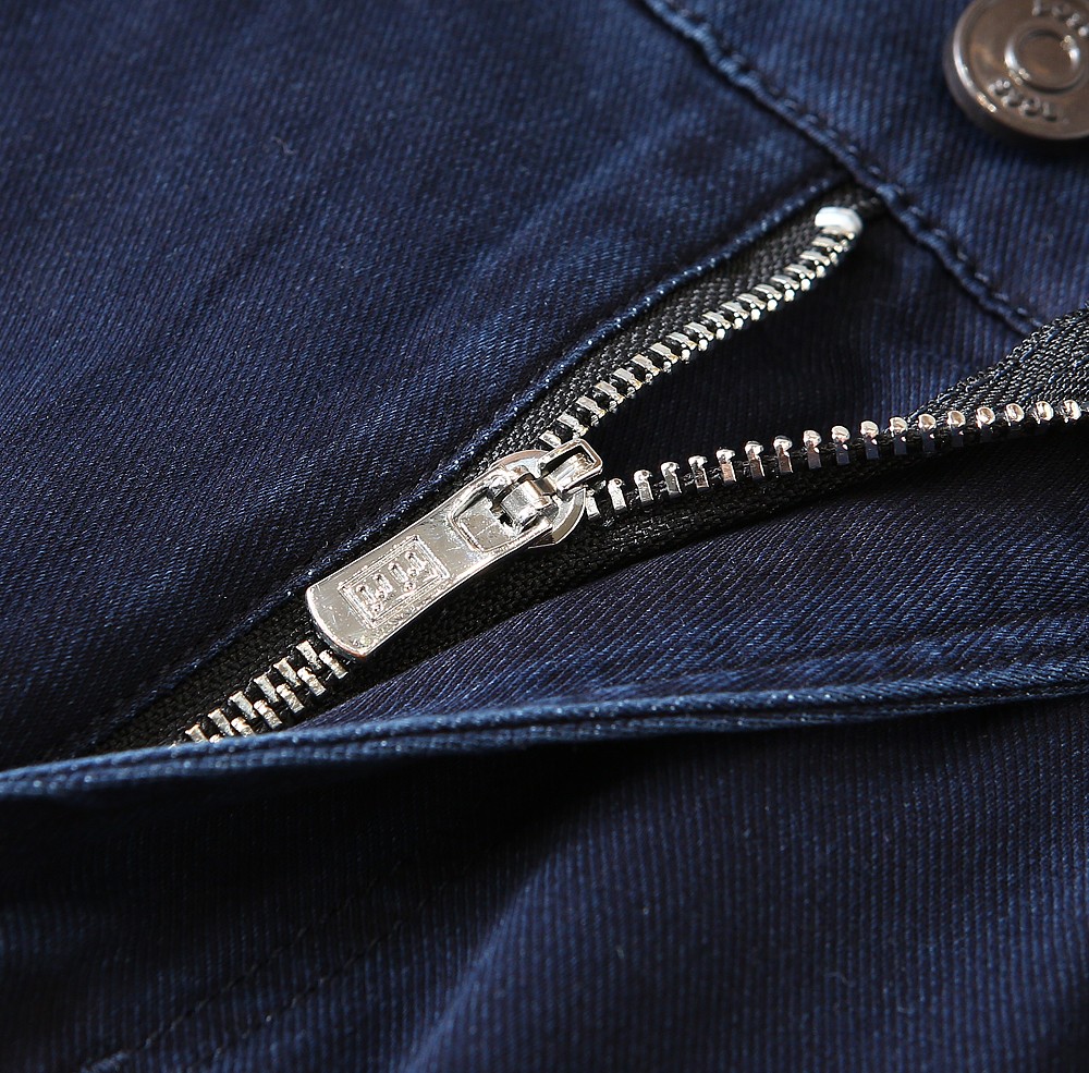 🌾BOSS 2026春夏复古做旧水洗 男士直筒牛仔裤，喜欢牛仔裤推荐 很纯正复古血统，洗水猫须的 尺度把