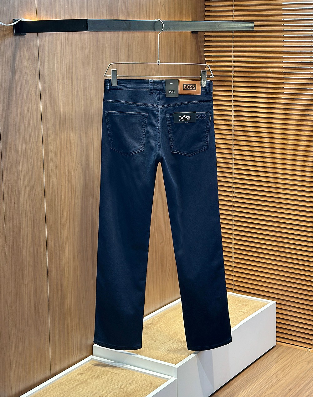 🌾BOSS 2026春夏复古做旧水洗 男士直筒牛仔裤，喜欢牛仔裤推荐 很纯正复古血统，洗水猫须的 尺度把
