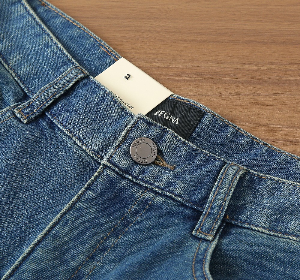🌾ZEGNA杰尼亚牛仔裤2026春夏新款男士休闲牛仔裤，高端品质之选……一款休闲裤兼备的百搭裤装，也是男
