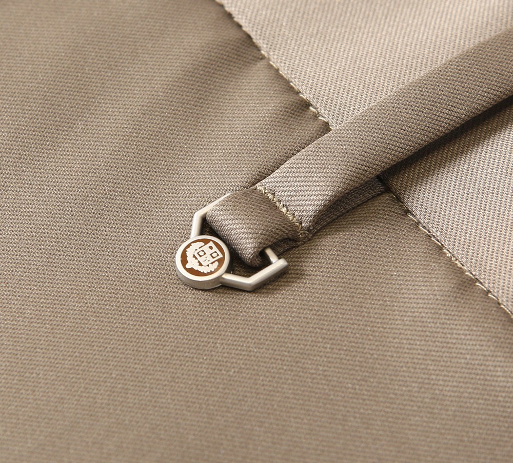 🌾Lo*ro Pi*na诺 u翩雅老钱新贵们的大爱 客供四面弹力面料有着极好的亲肤感 直脚休闲裤 经典款