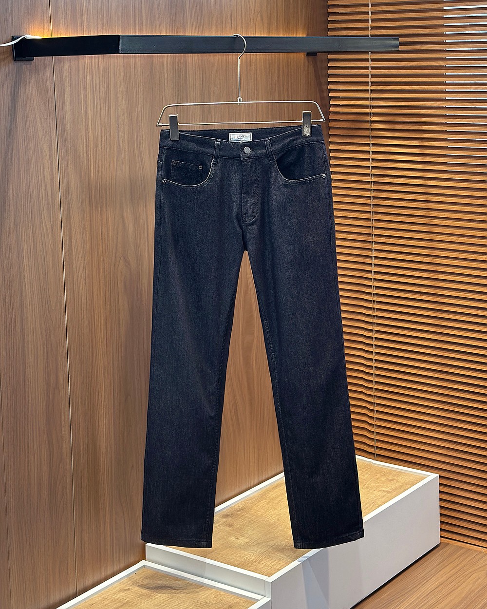 🌾HERMES 2026春夏复古做旧水洗 男士直筒牛仔裤，喜欢牛仔裤推荐 很纯正复古血统，洗水猫须的 尺