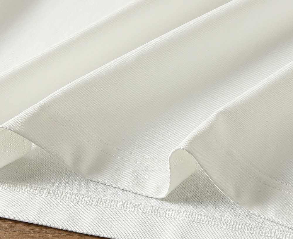 🌾巴宝莉2026春夏新款首发专柜最新款短袖圆领T恤 高端订制 设计前卫时尚！品牌logo重工艺设计 高端