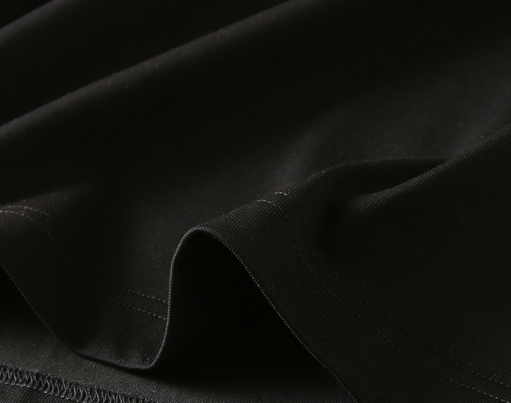 🌾华伦天奴2026春夏新款首发专柜最新款短袖圆领T恤 高端订制 设计前卫时尚！品牌logo重工艺设计 高