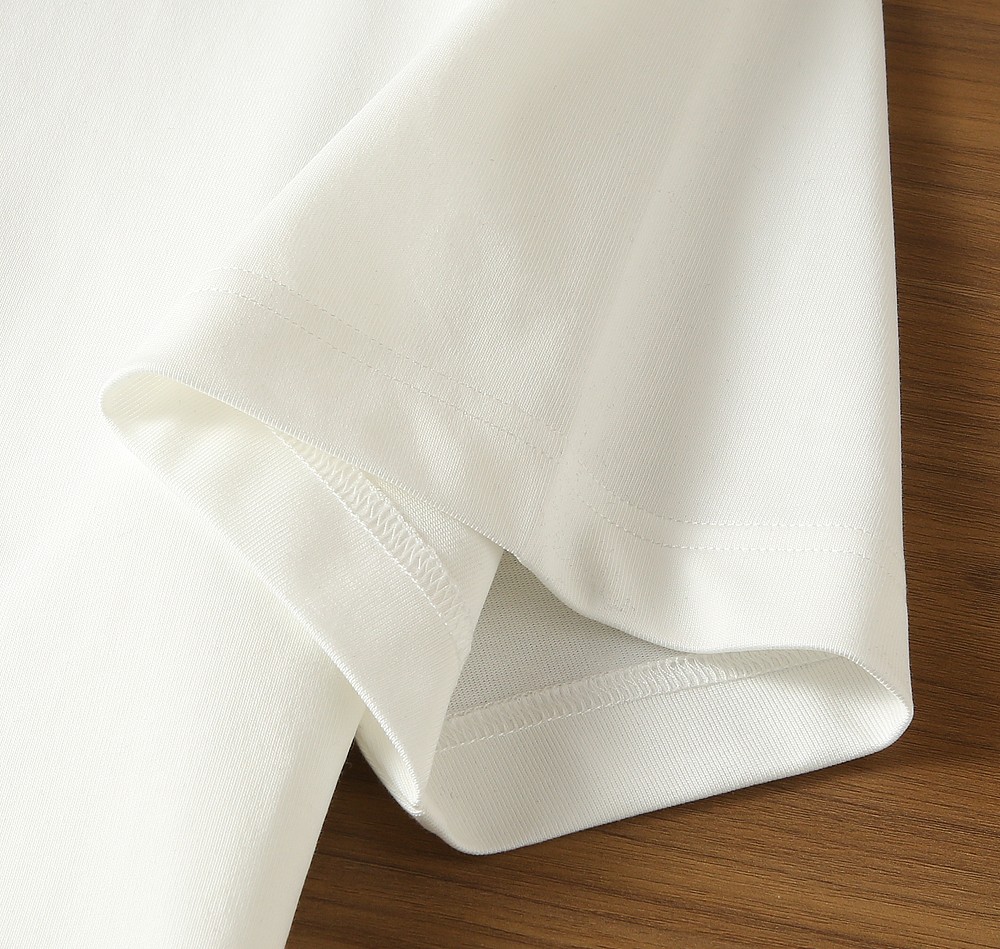 🌾迪奥2026春夏新款首发专柜最新款短袖圆领T恤 高端订制 设计前卫时尚！品牌logo重工艺设计 高端定