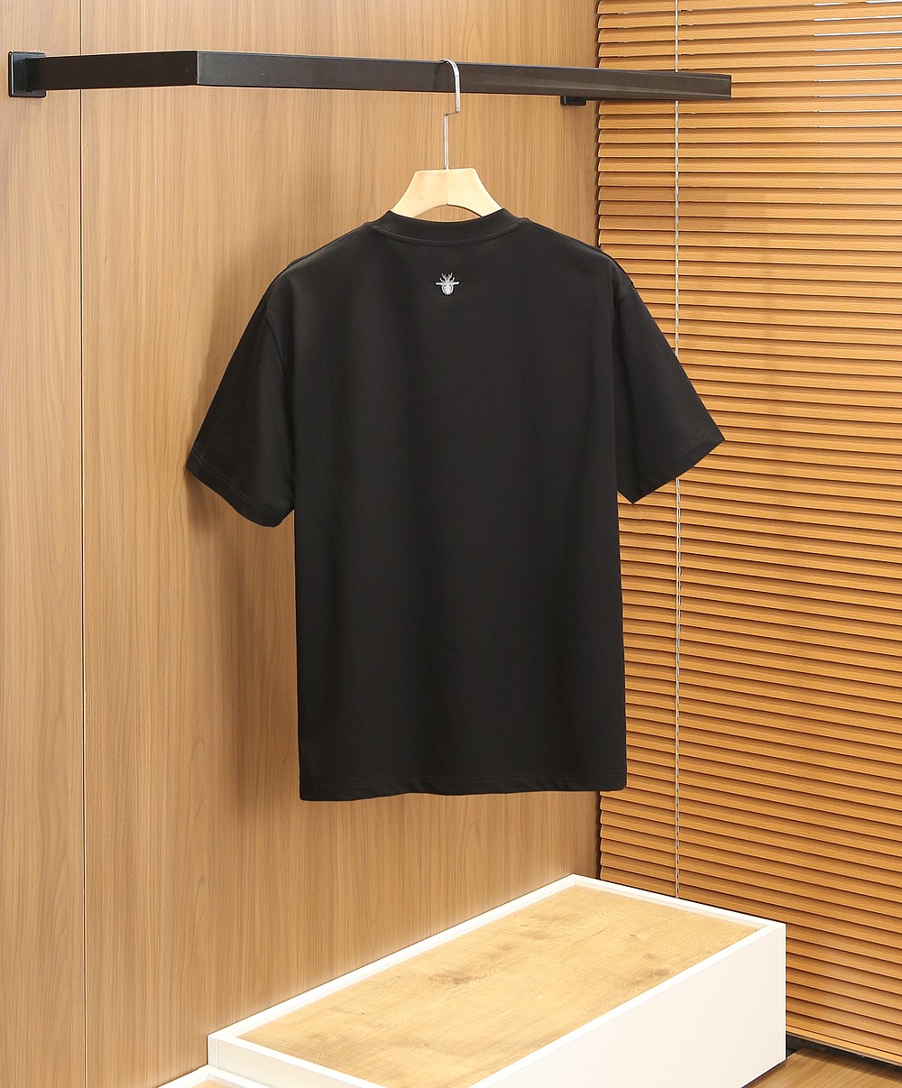 🌾迪奥2026春夏新款首发专柜最新款短袖圆领T恤 高端订制 设计前卫时尚！品牌logo重工艺设计 高端定