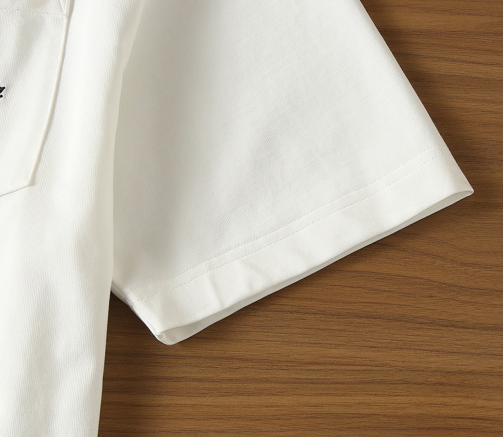 🌾迪奥2026春夏新款首发专柜最新款短袖圆领T恤 高端订制 设计前卫时尚！品牌logo重工艺设计 高端定