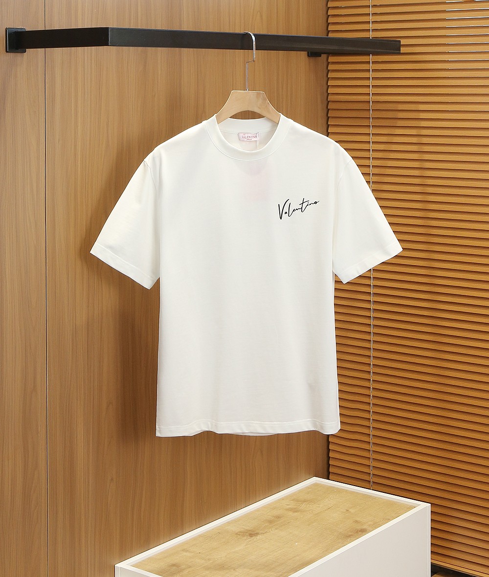 🌾华伦天奴2026春夏新款首发专柜最新款短袖圆领T恤 高端订制 设计前卫时尚！品牌logo重工艺设计 高