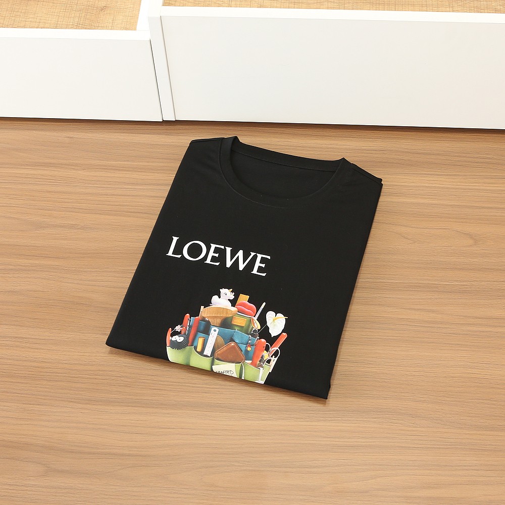 🌾LOEWE罗意威Crafted World（匠心世界） 展览主题的限定款，卡通手绘主题充满时尚感 海德