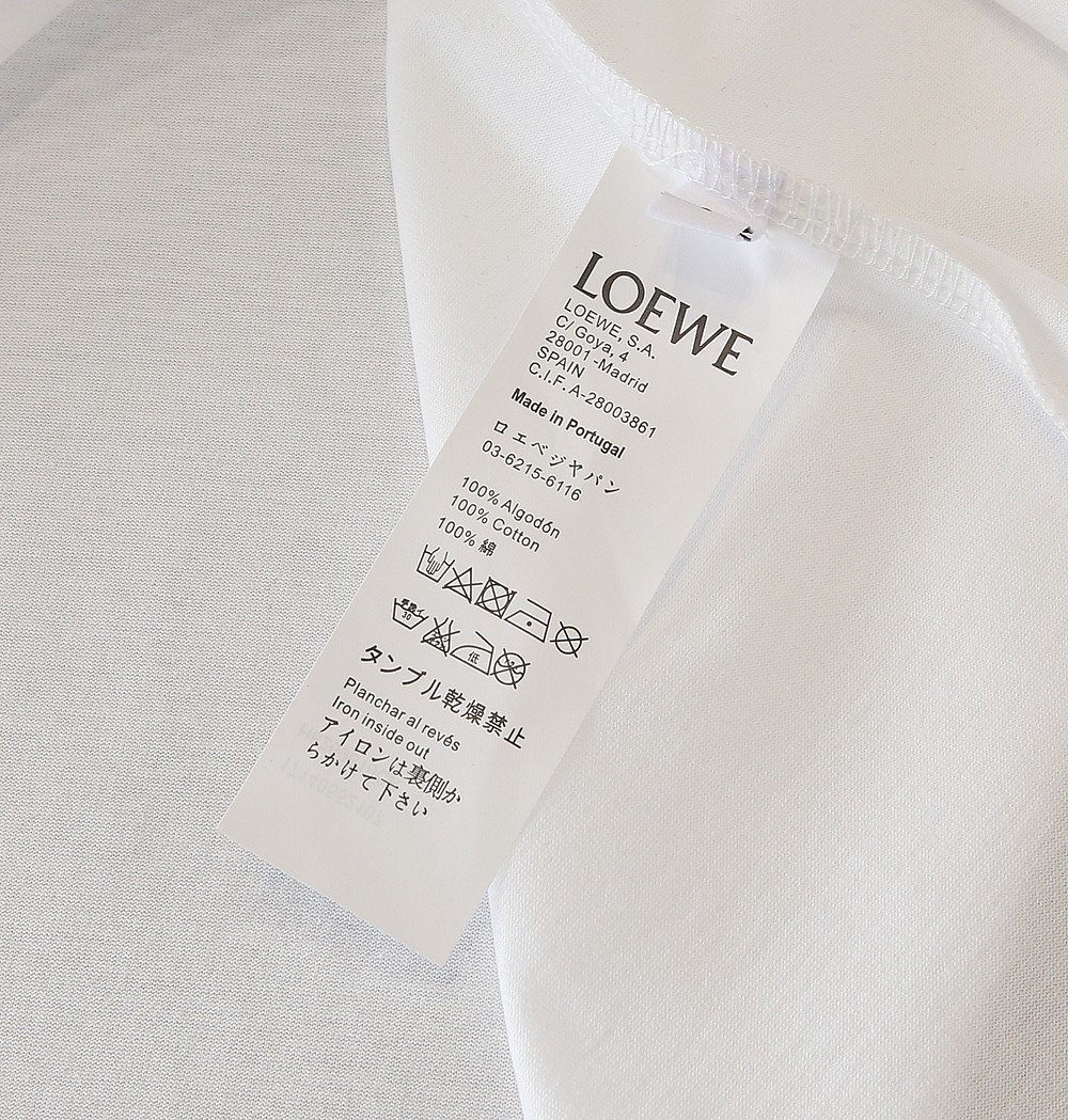 🌾LOEWE罗意威Crafted World（匠心世界） 展览主题的限定款，卡通手绘主题充满时尚感 海德