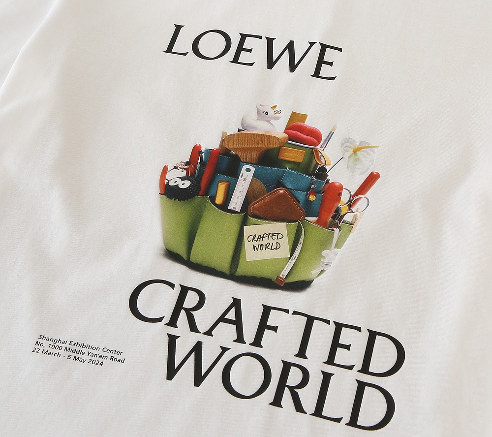 🌾LOEWE罗意威Crafted World（匠心世界） 展览主题的限定款，卡通手绘主题充满时尚感 海德