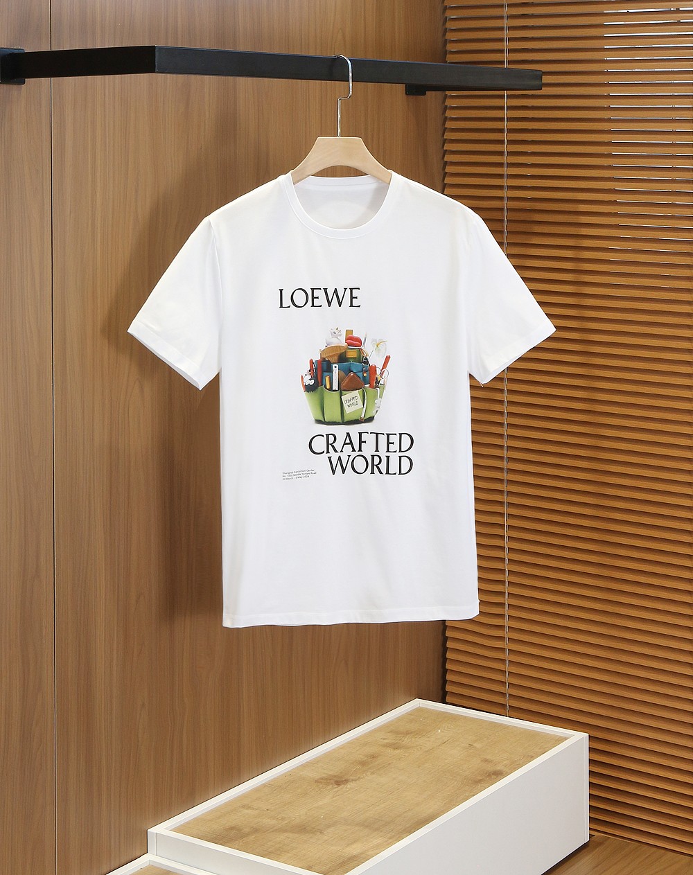 🌾LOEWE罗意威Crafted World（匠心世界） 展览主题的限定款，卡通手绘主题充满时尚感 海德