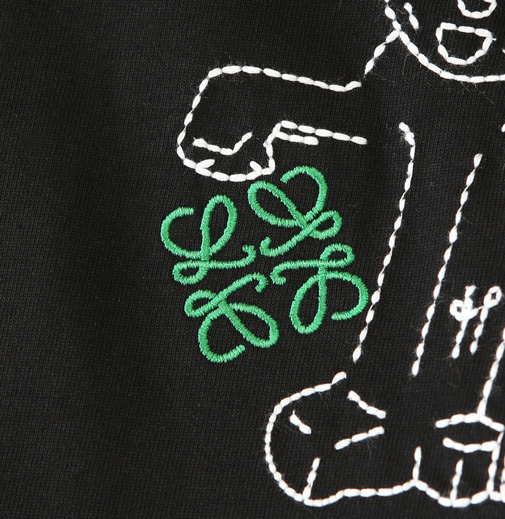 🌾罗*威L**WE 2026春夏 印花微阔圆领短袖T恤 他家的设计总能给人时尚的亮点 前胸精致的字母刺绣