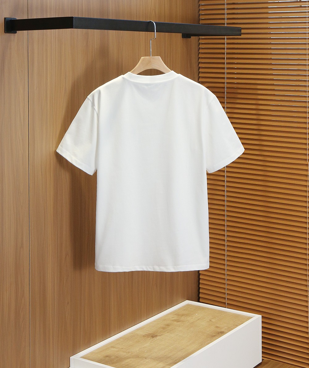 🌾罗*威L**WE 2026春夏 印花微阔圆领短袖T恤 他家的设计总能给人时尚的亮点 前胸精致的字母刺绣