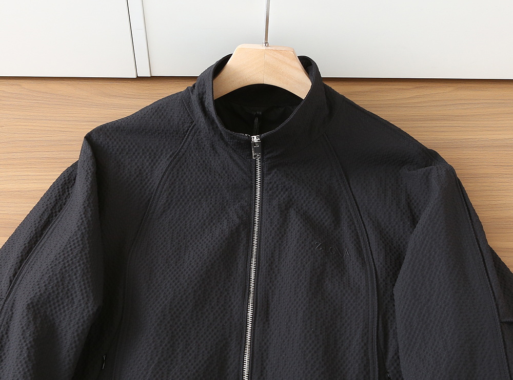 🌾Zegna 2026春季新款发布 杰尼亚立领夹克外套，春季爆款夹克外套，字母logo刺绣，穿上就是舒适