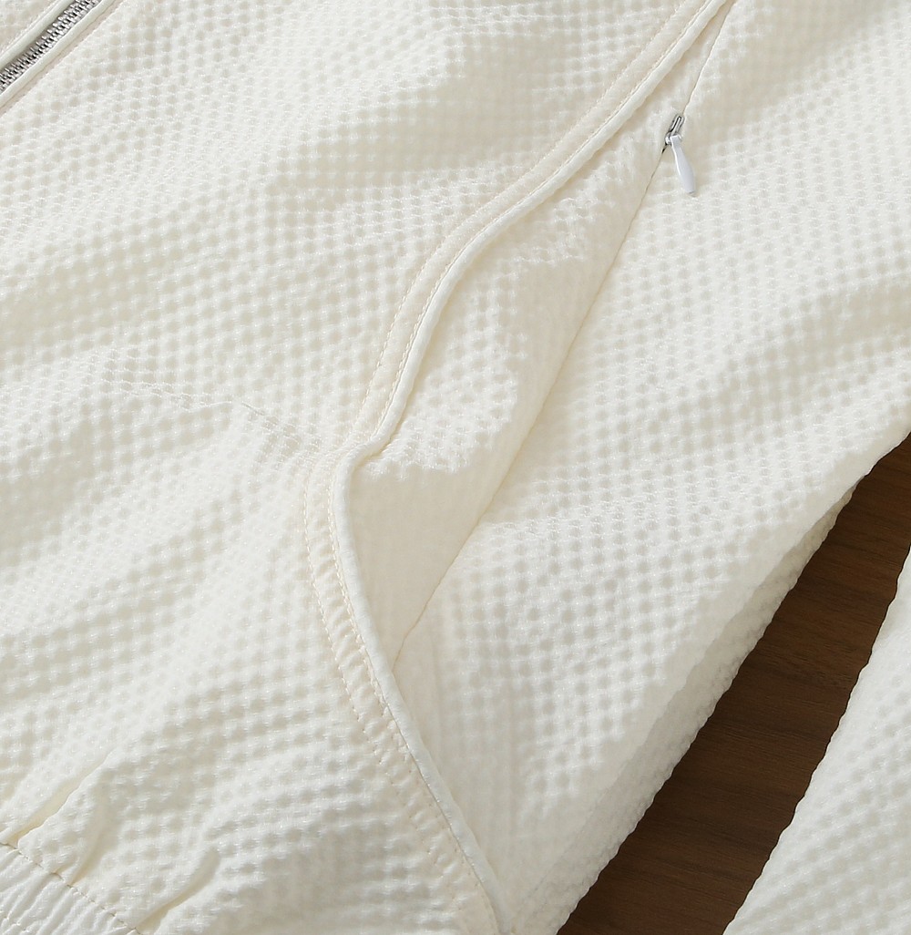 🌾Zegna 2026春季新款发布 杰尼亚立领夹克外套，春季爆款夹克外套，字母logo刺绣，穿上就是舒适