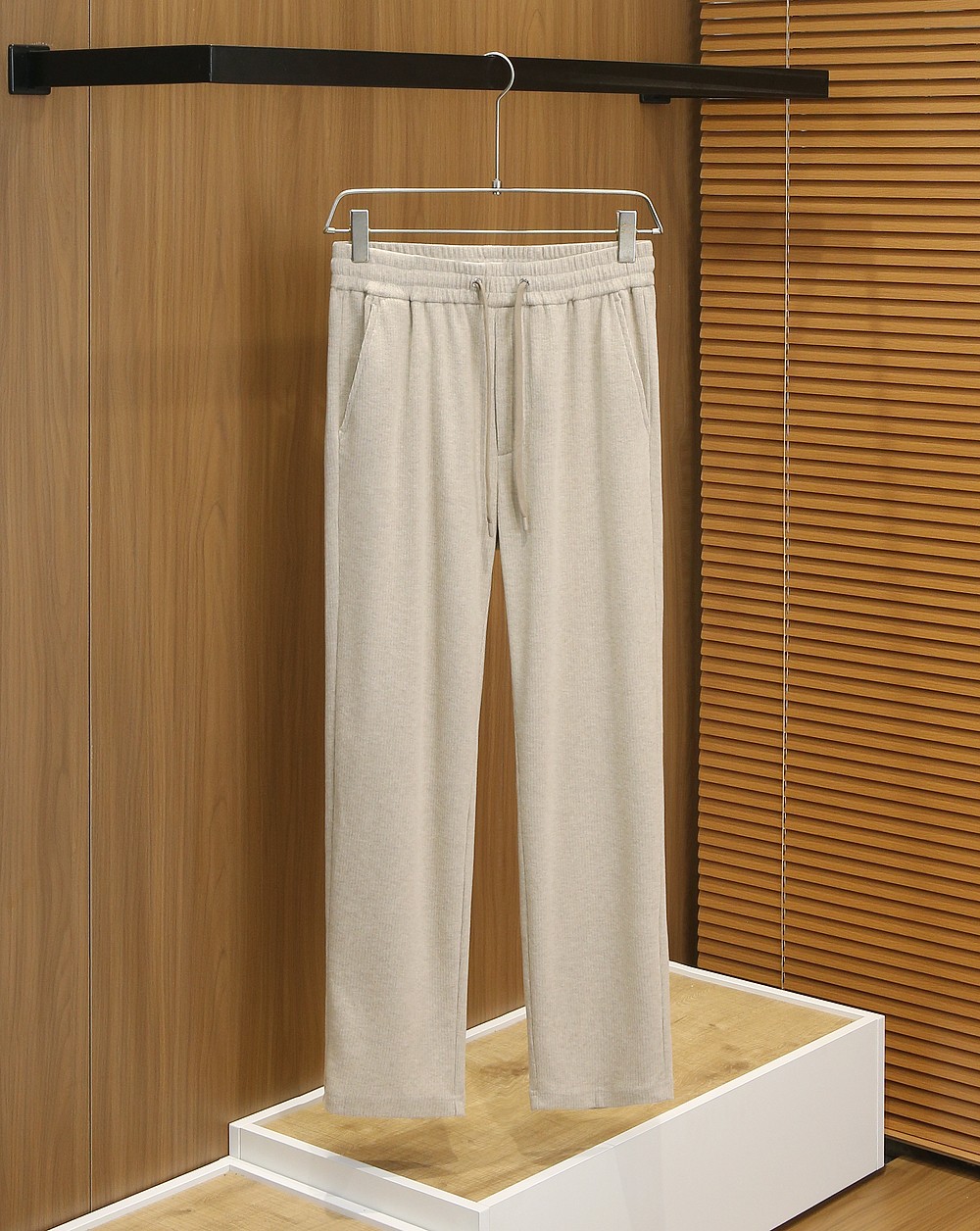 🌾2026早春新款lP🆕套装LoroPiana🔥爆款推荐！经典舒适性极高的一款套装。原单狠货休闲时尚套装