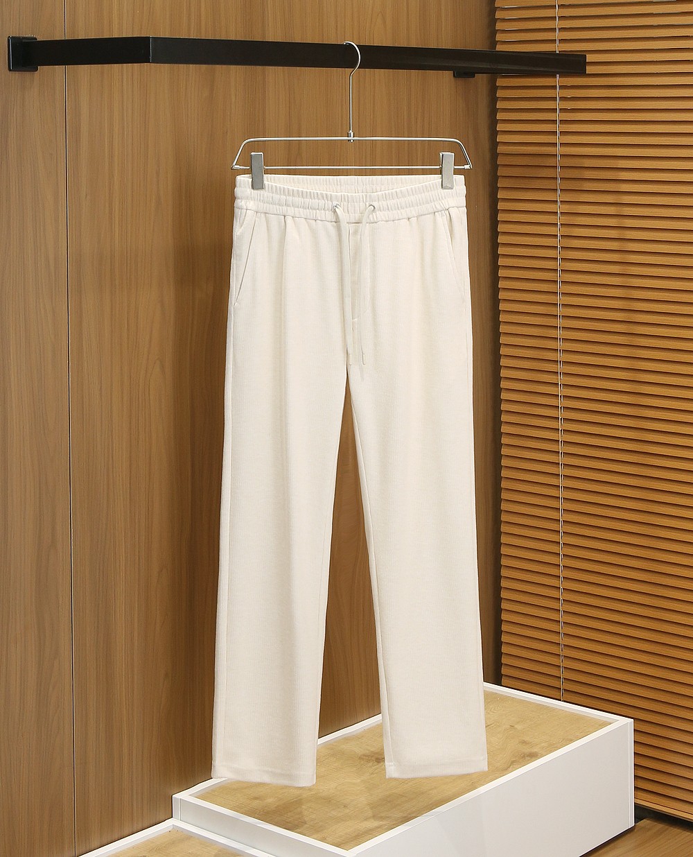 🌾2026早春新款lP🆕套装LoroPiana🔥爆款推荐！经典舒适性极高的一款套装。原单狠货休闲时尚套装