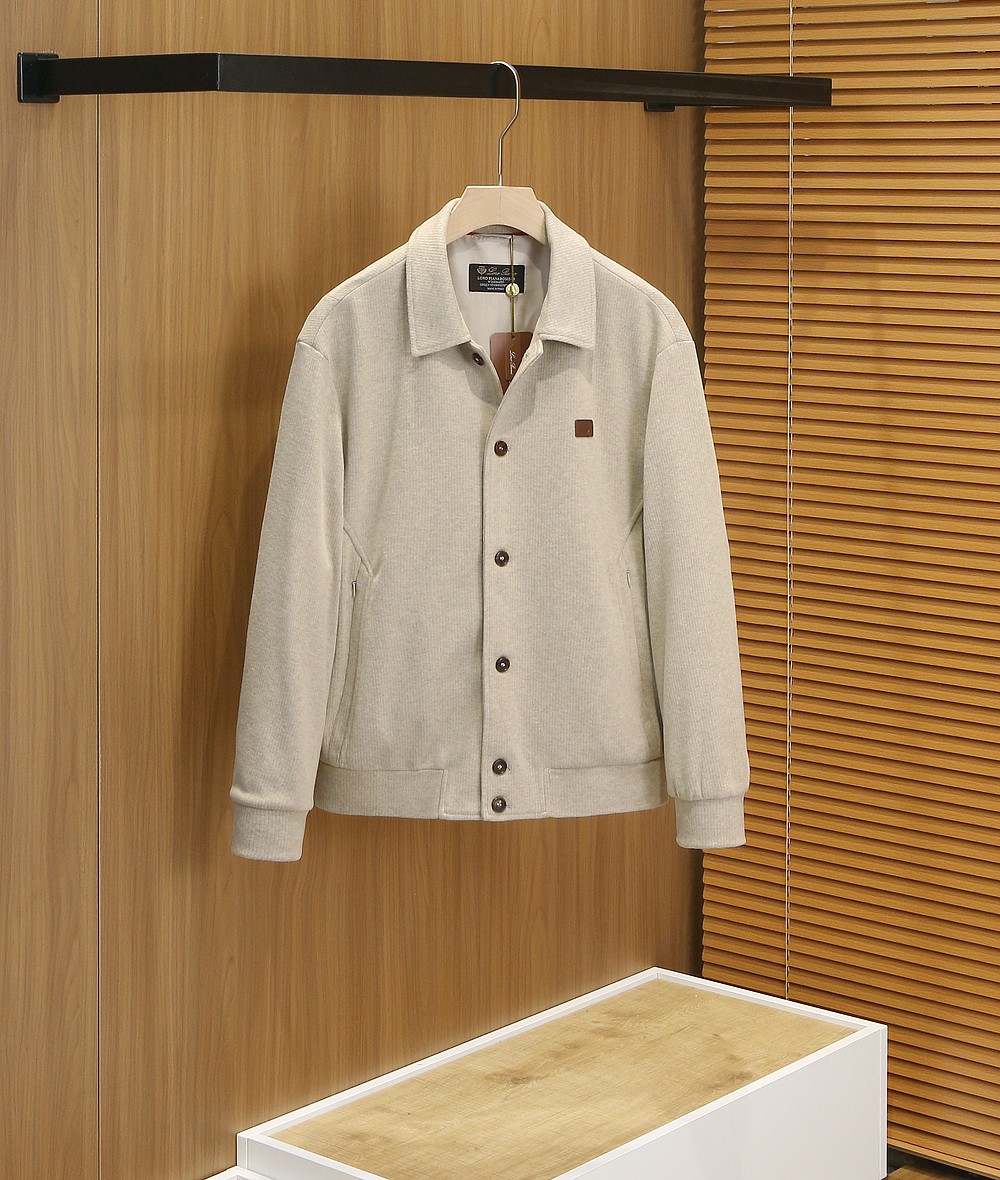 🌾2026早春新款lP🆕套装LoroPiana🔥爆款推荐！经典舒适性极高的一款套装。原单狠货休闲时尚套装