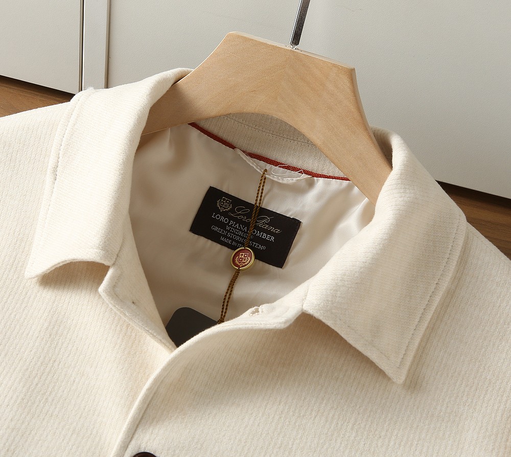 🌾2026早春新款lP🆕套装LoroPiana🔥爆款推荐！经典舒适性极高的一款套装。原单狠货休闲时尚套装