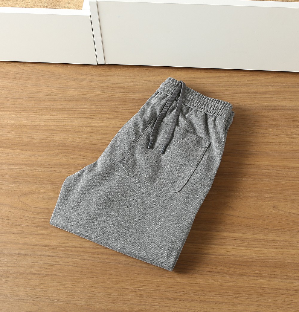 🌾2026早春新款lP🆕套装LoroPiana🔥爆款推荐！经典舒适性极高的一款套装。原单狠货休闲时尚套装