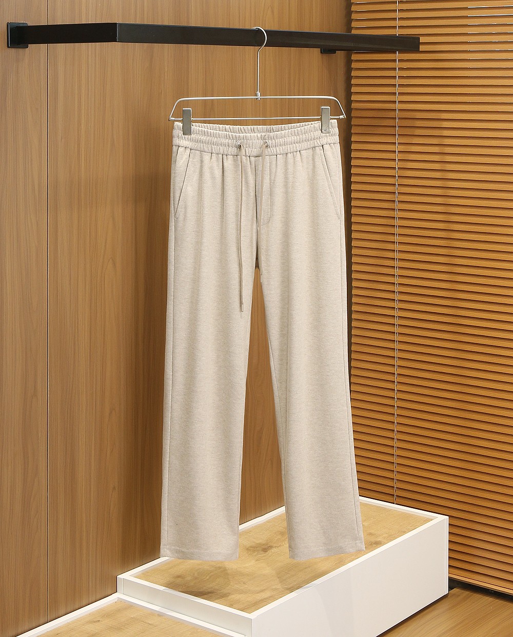 🌾2026早春新款lP🆕套装LoroPiana🔥爆款推荐！经典舒适性极高的一款套装。原单狠货休闲时尚套装