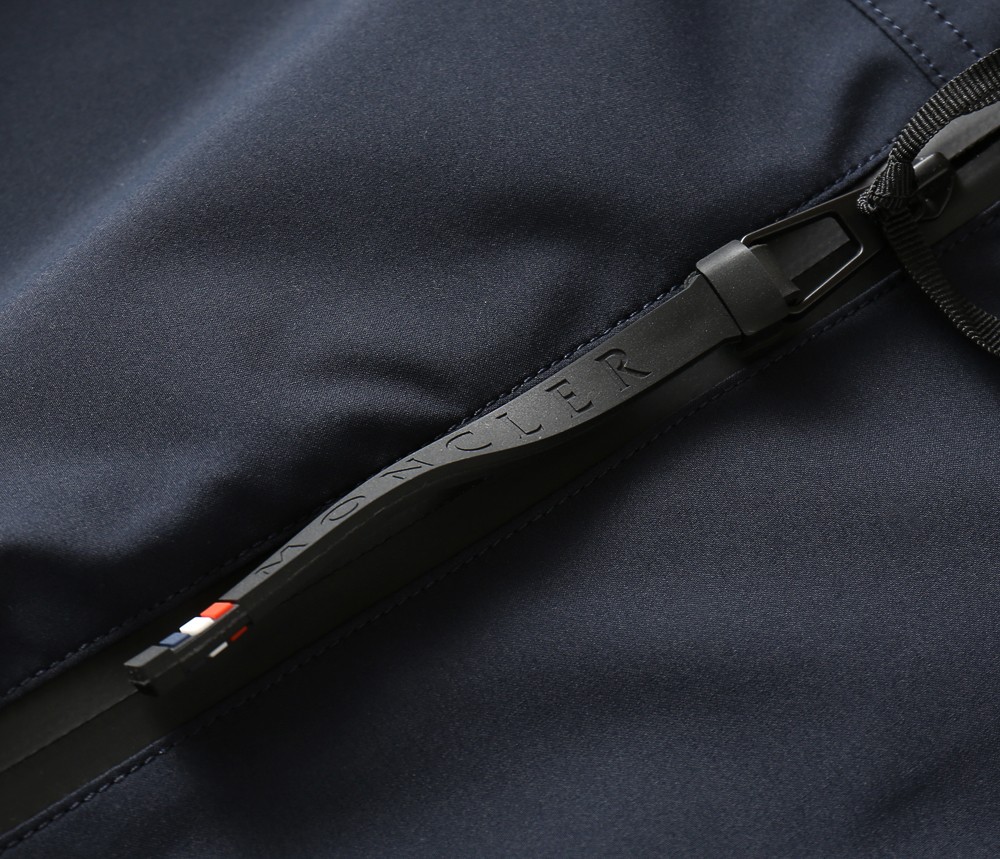 🌾蒙口2026早春新款连帽夹克外套，众多明星都爱穿的时尚百搭单品！喜欢经典简约的朋友,一定不能错过了这款