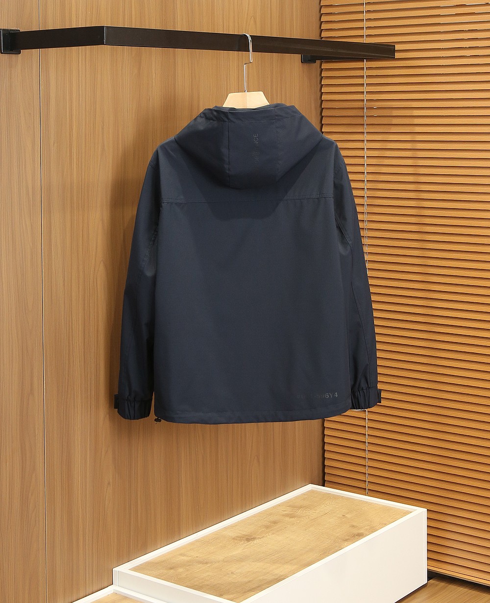 🌾蒙口2026早春新款连帽夹克外套，众多明星都爱穿的时尚百搭单品！喜欢经典简约的朋友,一定不能错过了这款