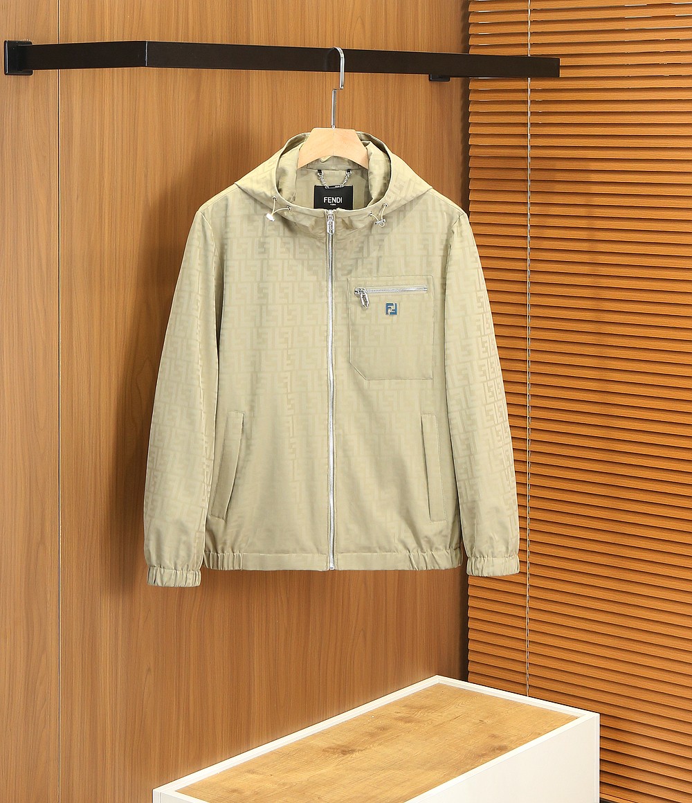 🌾芬迪2026ss早春新款发布 连帽夹克外套，字母提花面料搭配字母logo织带春季爆款外套，穿上就是舒适