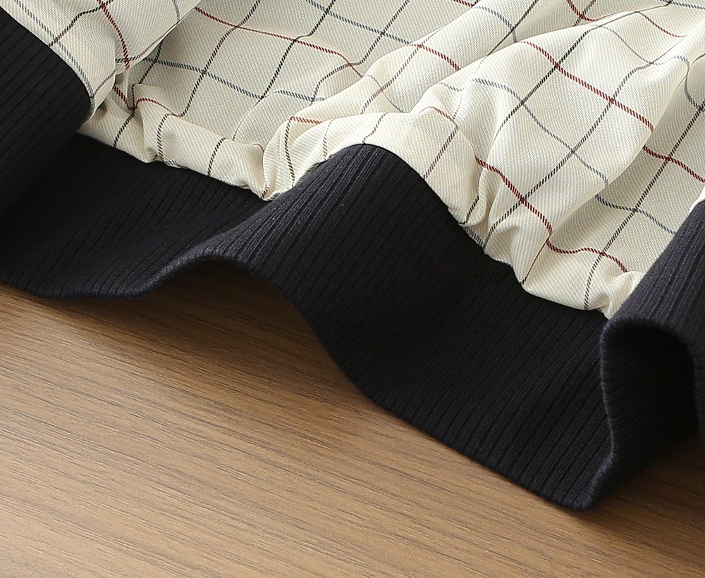 /套 Loro Piana羊毛套装 不单卖！春夏系列针脚细密，色调与缝线呼应，既强化品牌身份，又以低调的