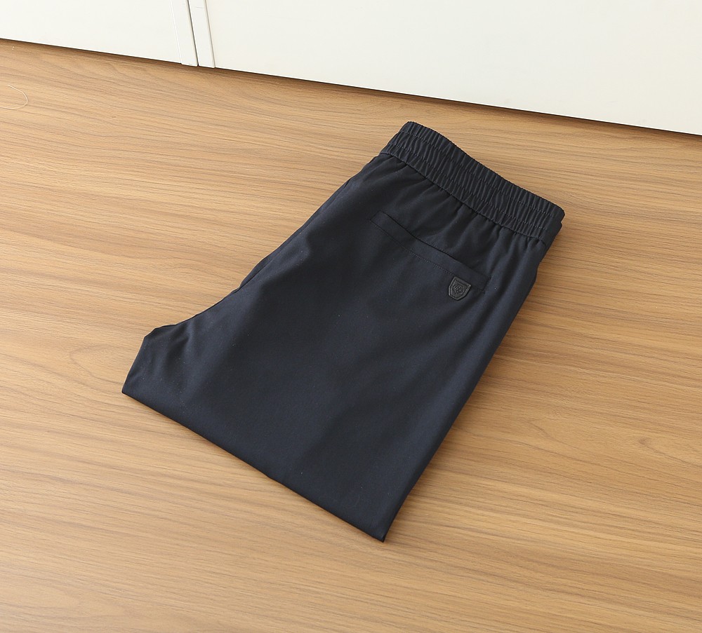 /套 Loro Piana羊毛套装尺寸表……A527